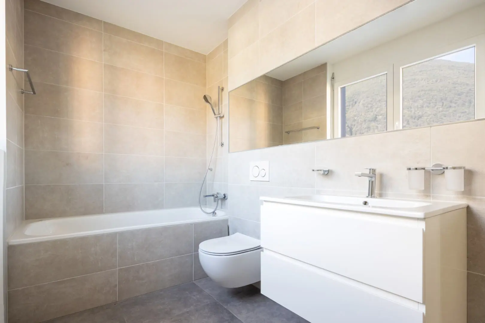 AdobeStock_296085592 (Grand) SR-sanitaire